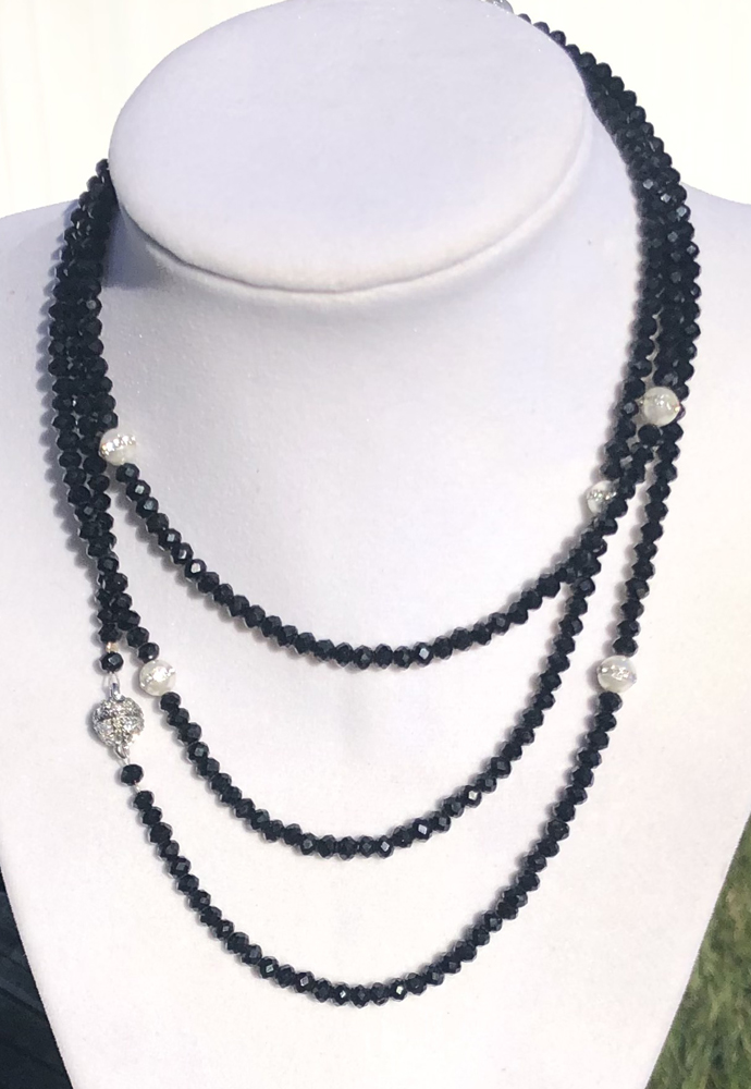 chanel black pearl necklace